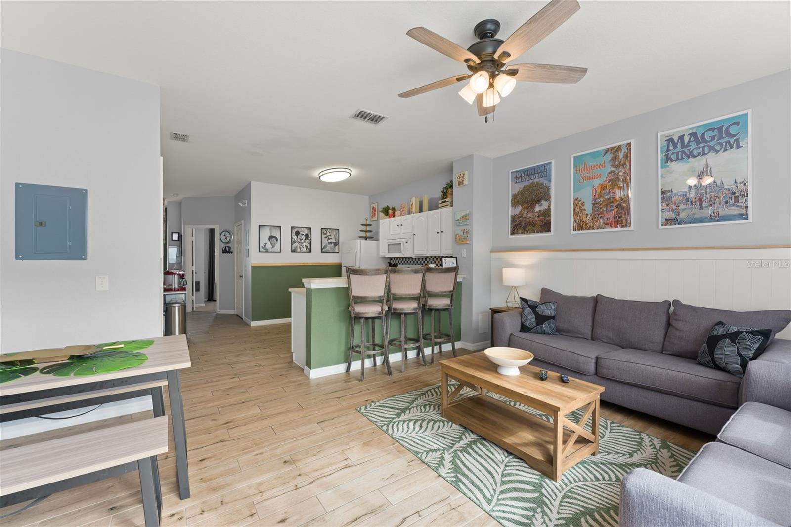 Image 17 of 44 For 7676 Otterspool Street
