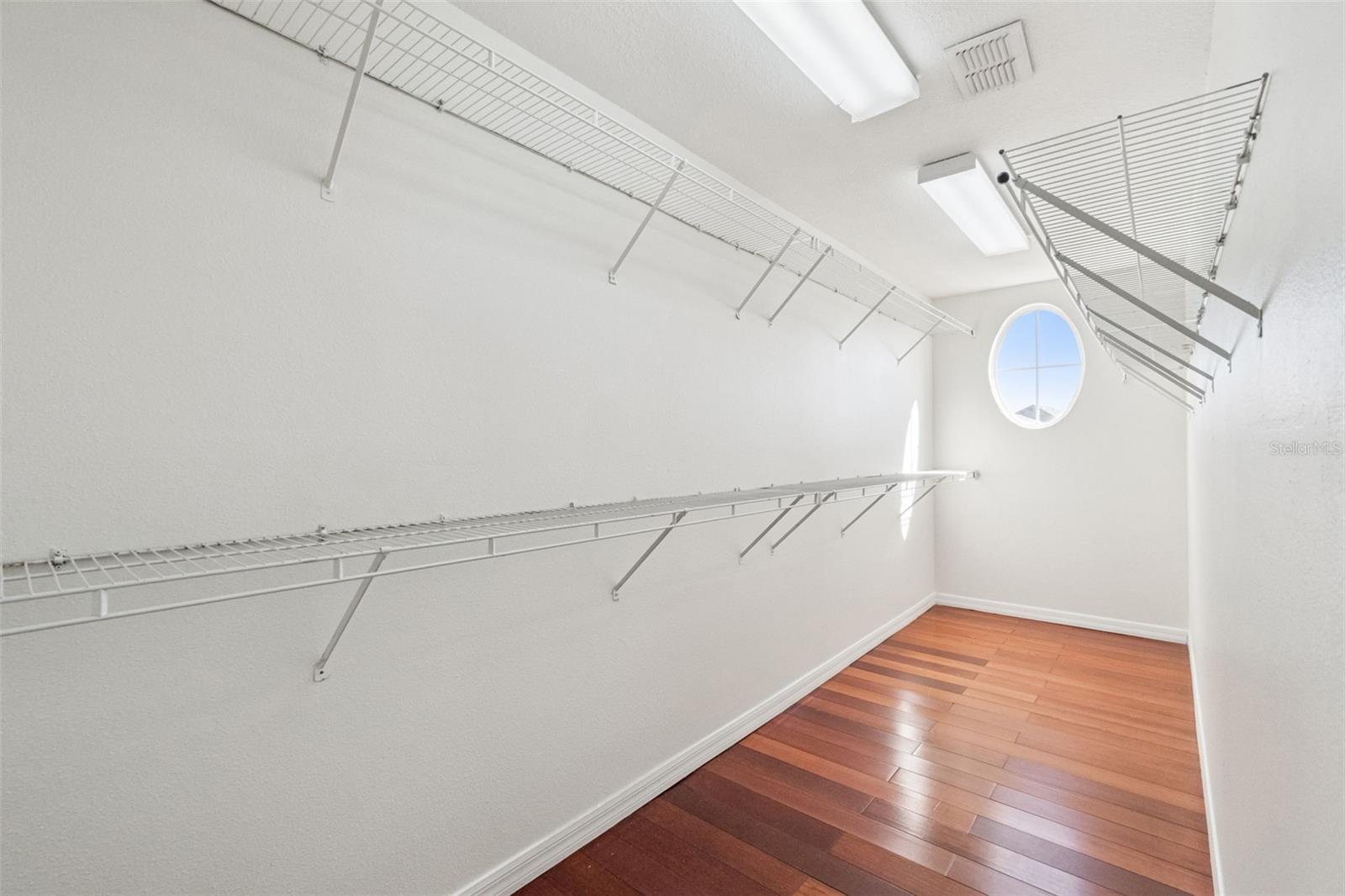 Image 23 of 38 For 2250 Windcrest Lake Circle