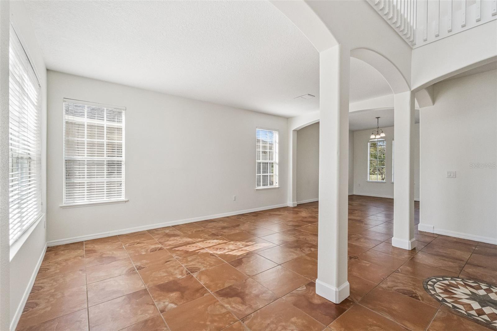 Image 5 of 38 For 2250 Windcrest Lake Circle