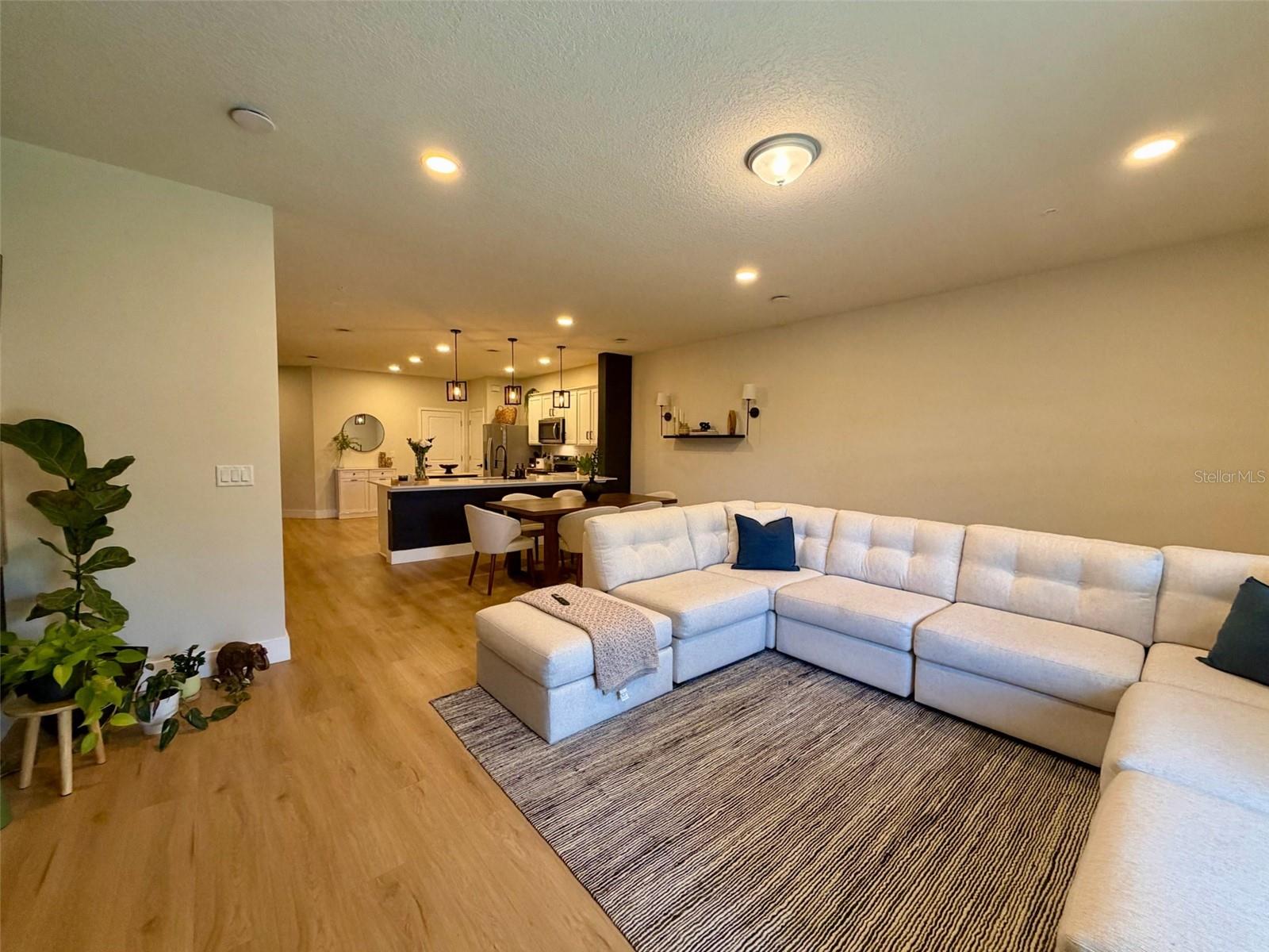 Image 7 of 36 For 2834 Bright Bird Lane