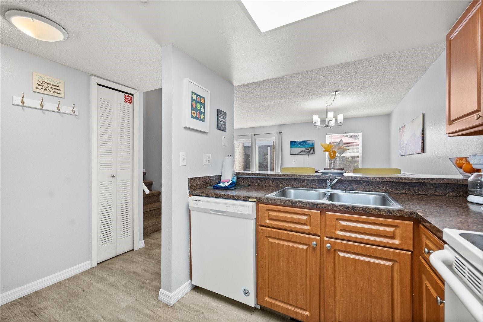 Image 12 of 57 For 3118 Magic Kingdom Court