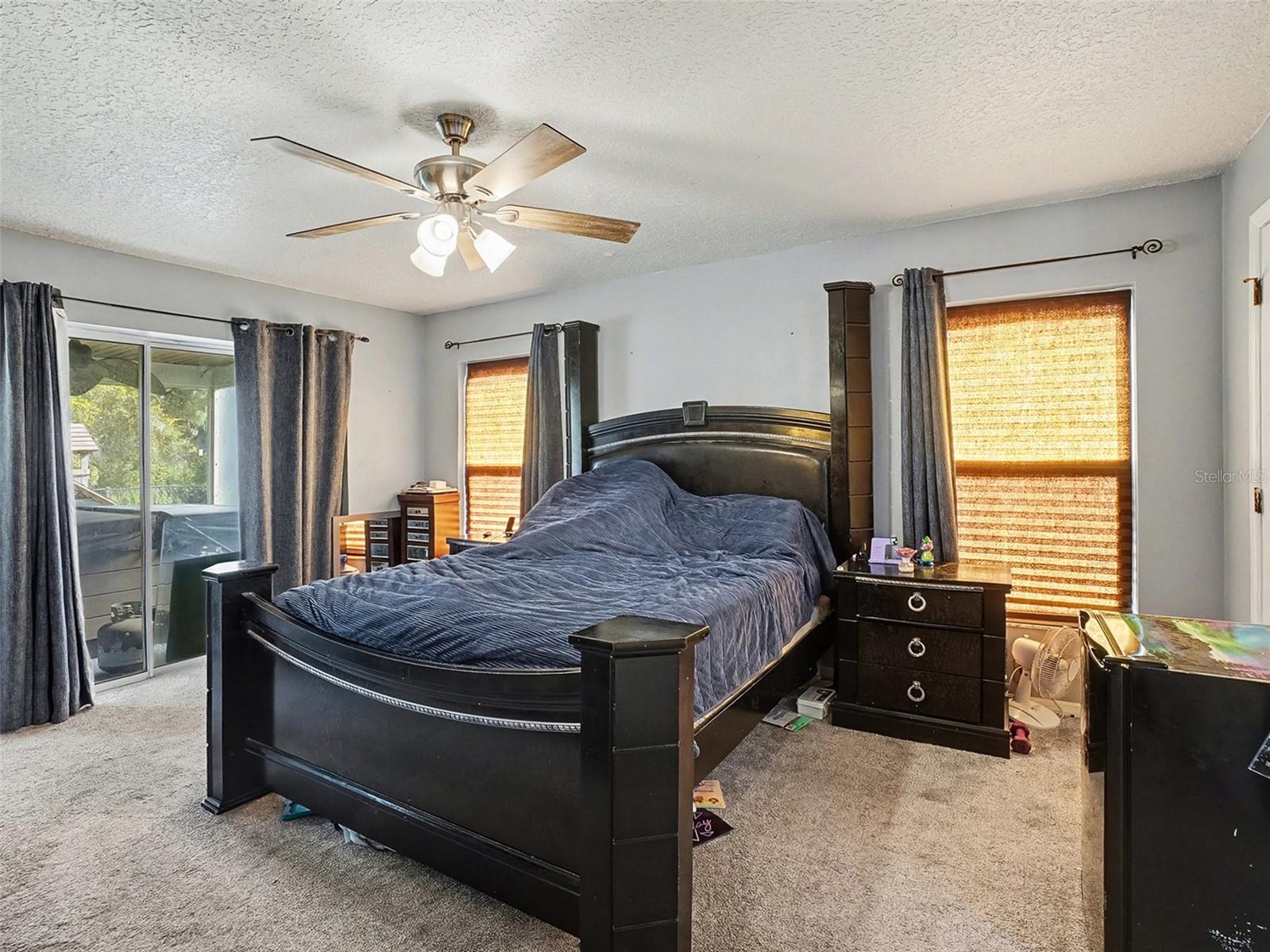 Image 15 of 34 For 18 Weston Road