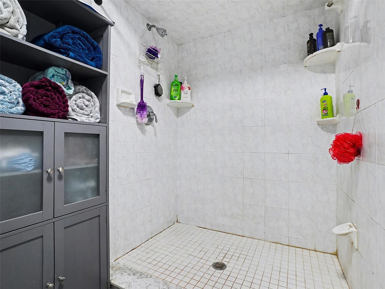 Image 18 of 34 For 18 Weston Road