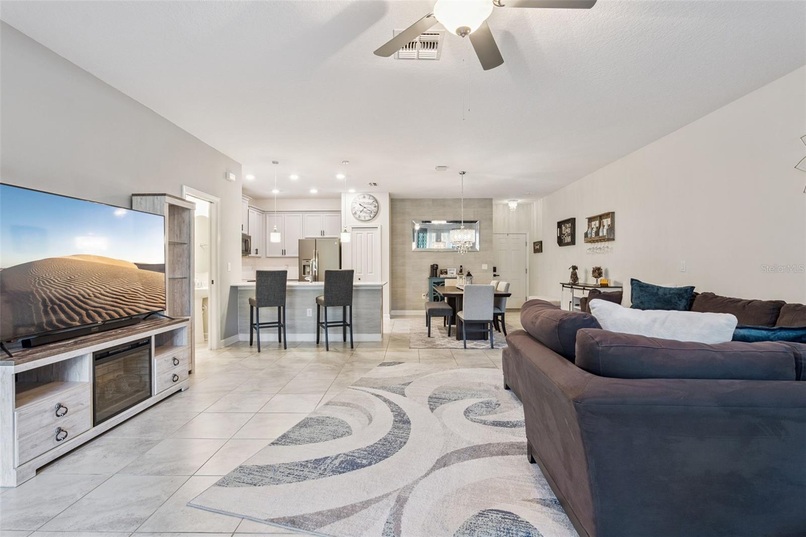 Image 10 of 39 For 2919 Manatee Island Drive