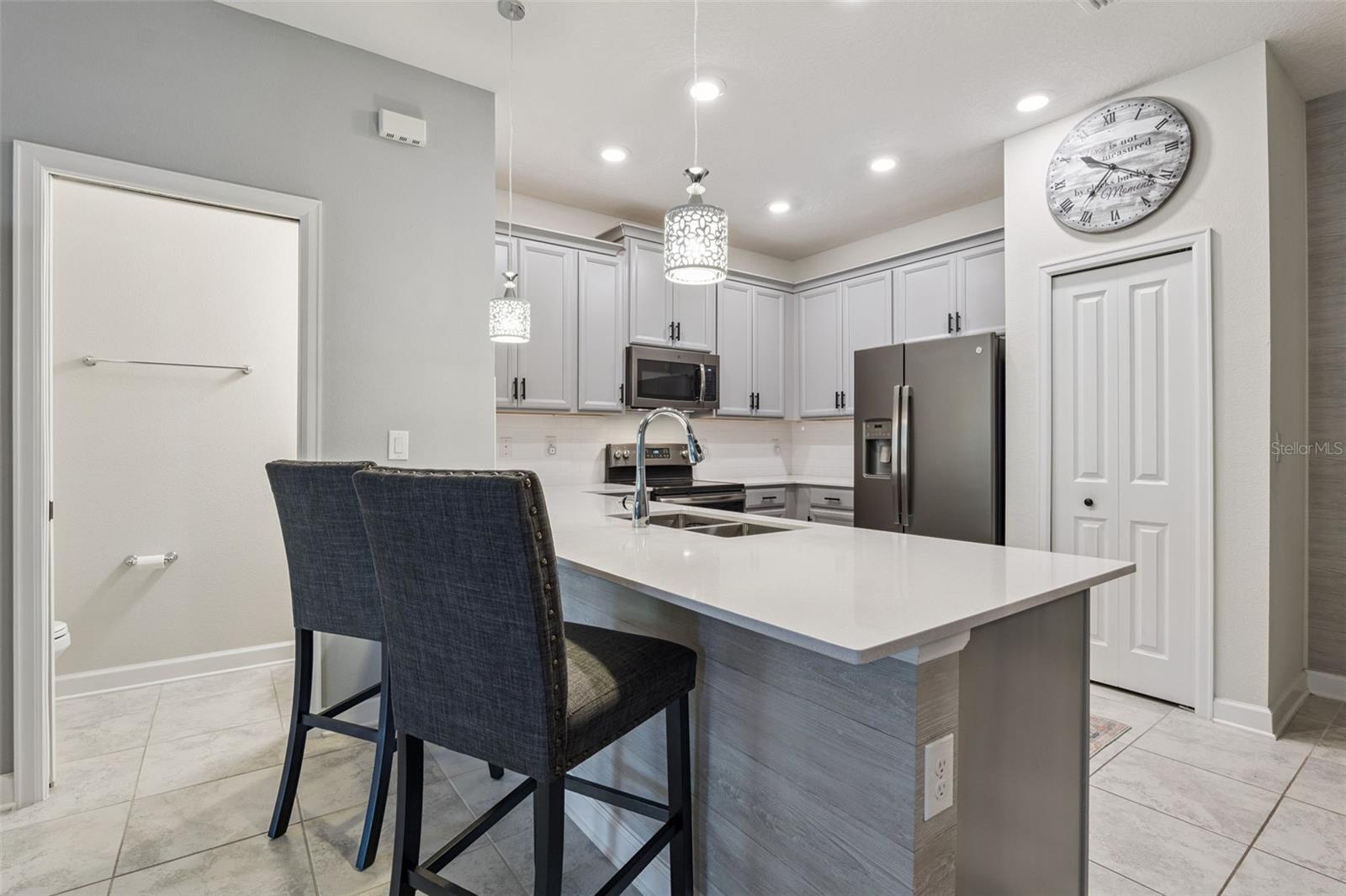 Image 13 of 39 For 2919 Manatee Island Drive