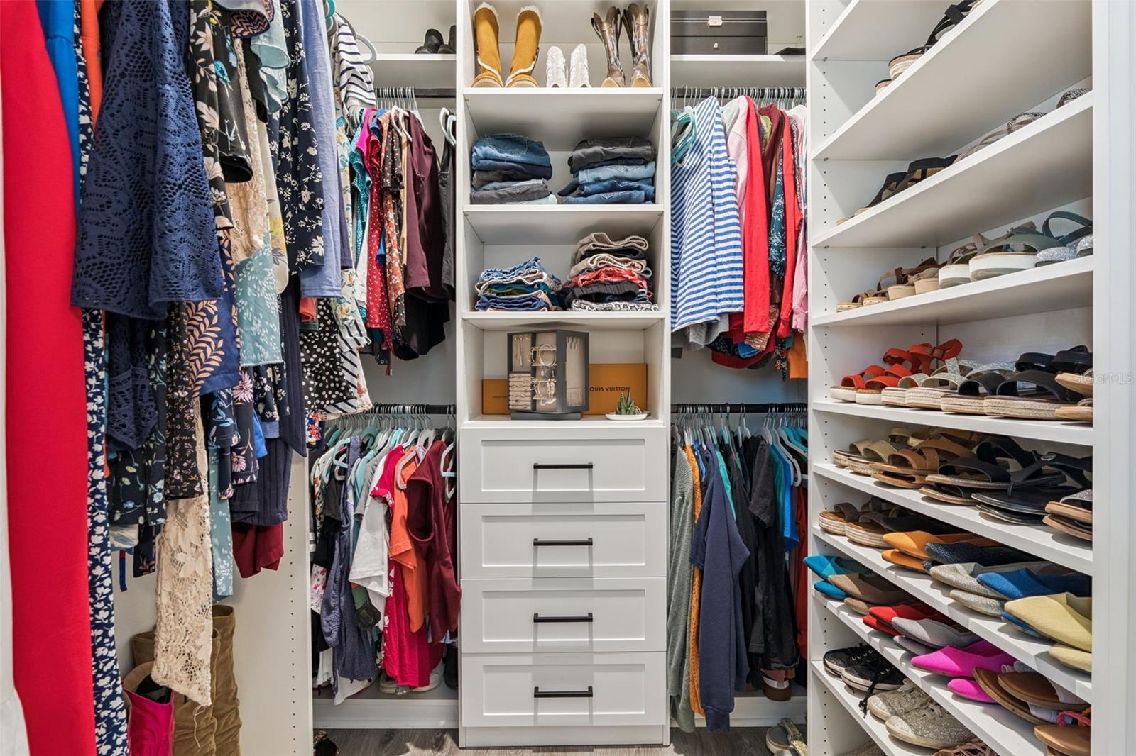 Image 19 of 39 For 2919 Manatee Island Drive