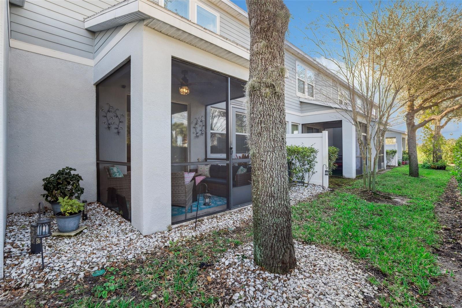 Image 29 of 39 For 2919 Manatee Island Drive