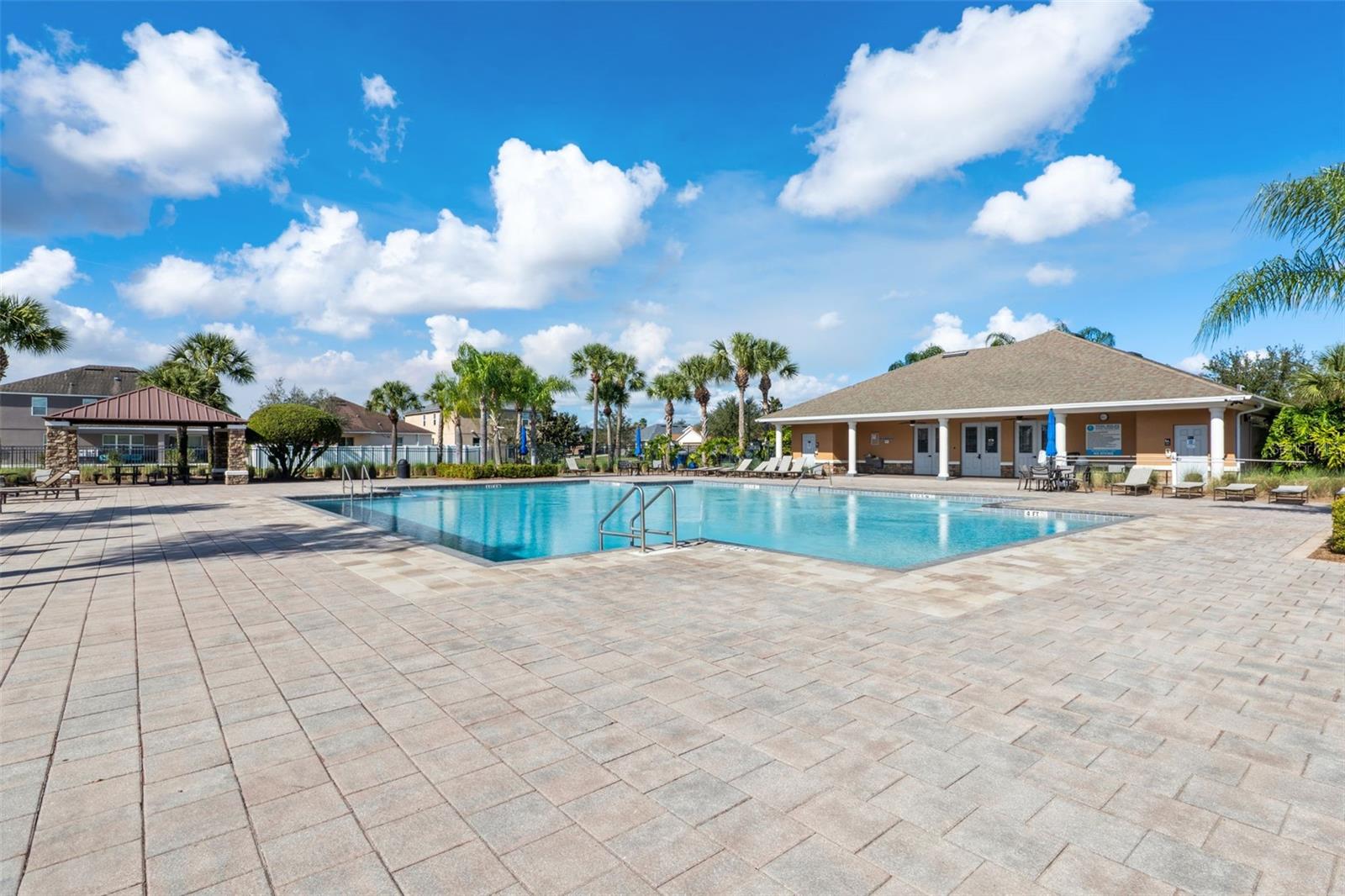 Image 35 of 39 For 2919 Manatee Island Drive