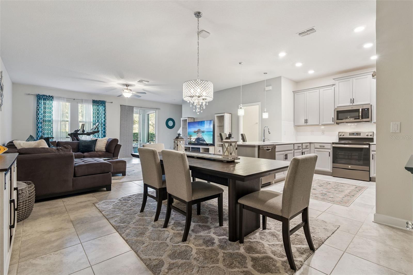 Image 5 of 39 For 2919 Manatee Island Drive