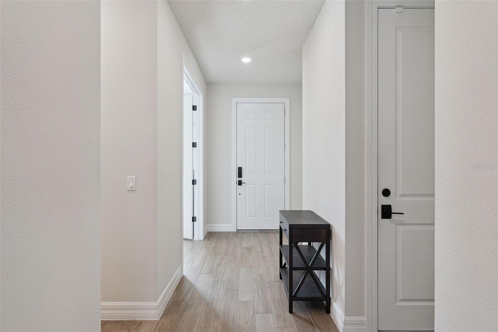 Image 22 of 52 For 2437 Knoll Drive