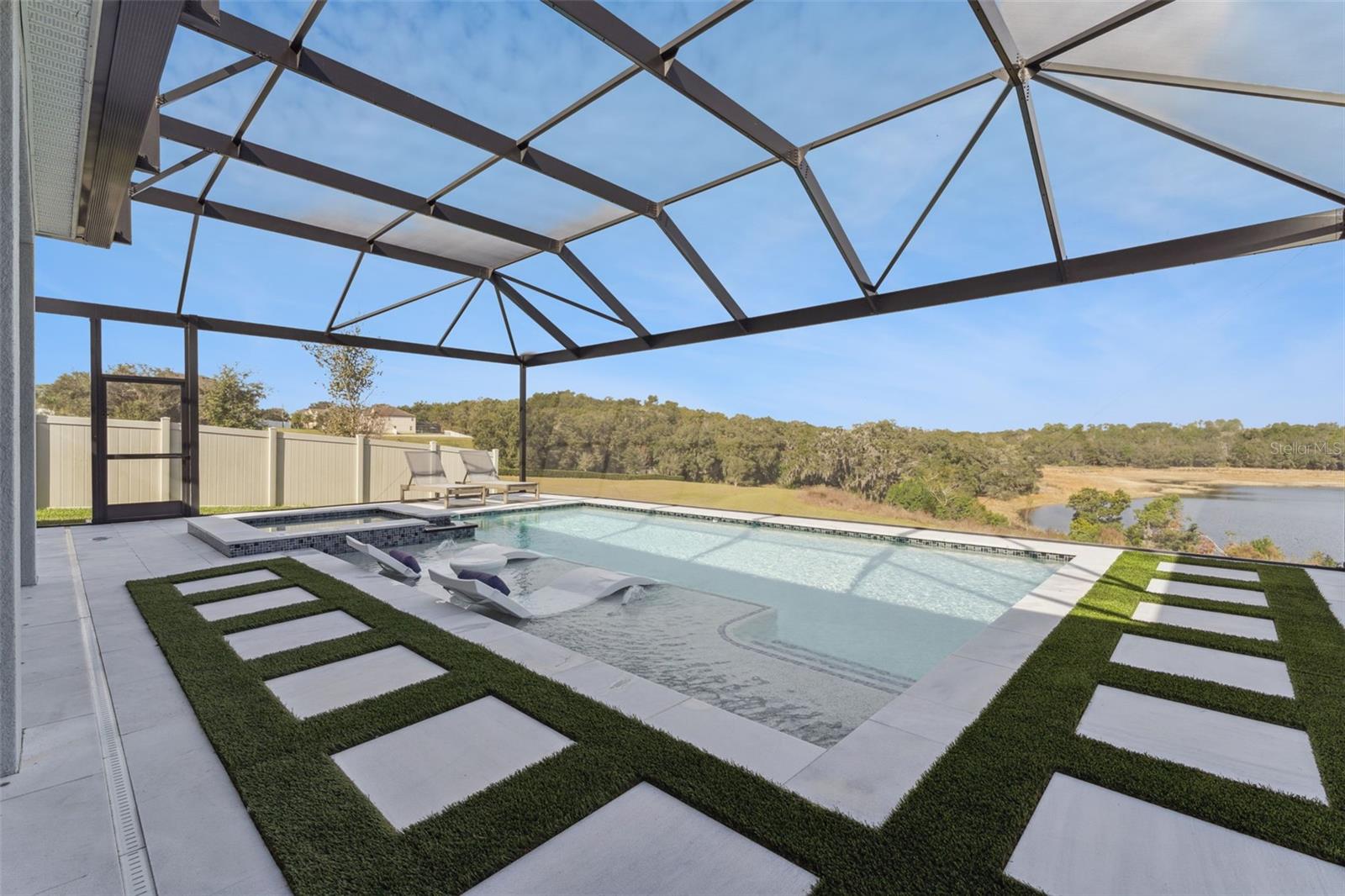 Image 3 of 52 For 2437 Knoll Drive