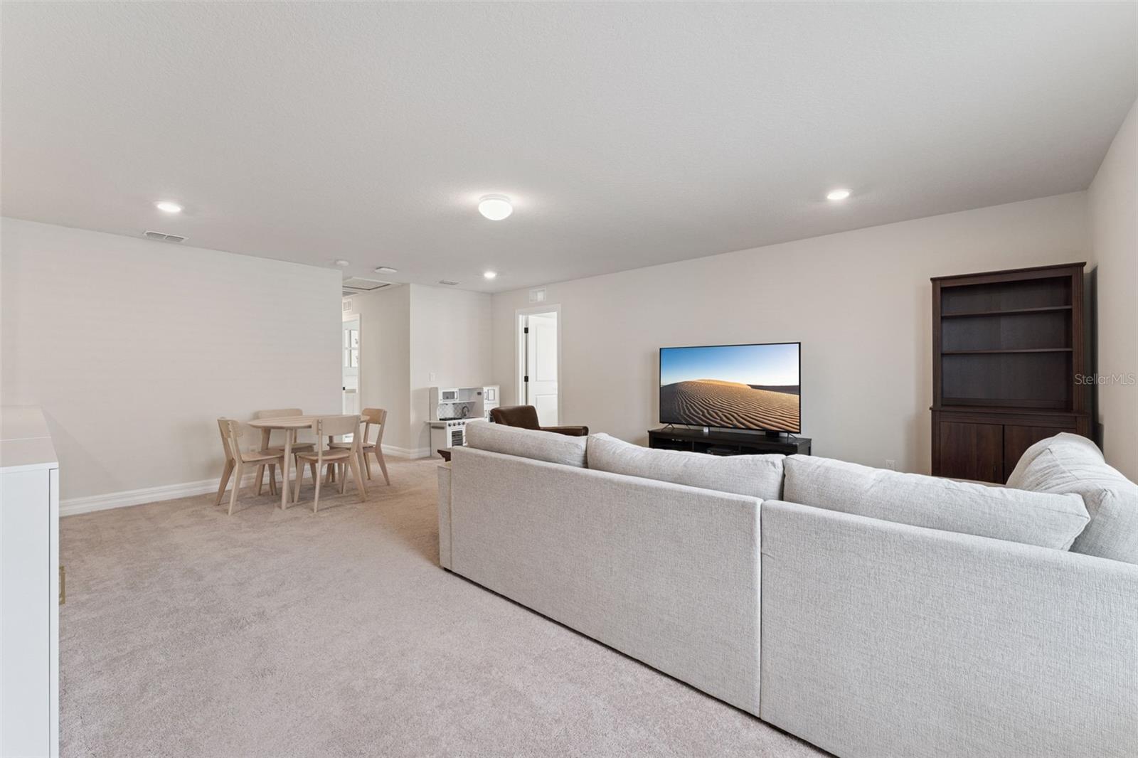 Image 31 of 52 For 2437 Knoll Drive