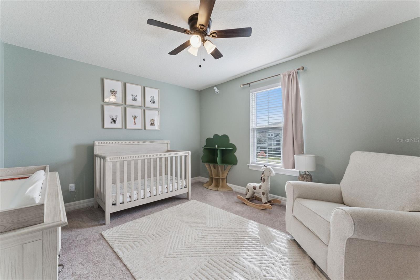 Image 32 of 52 For 2437 Knoll Drive