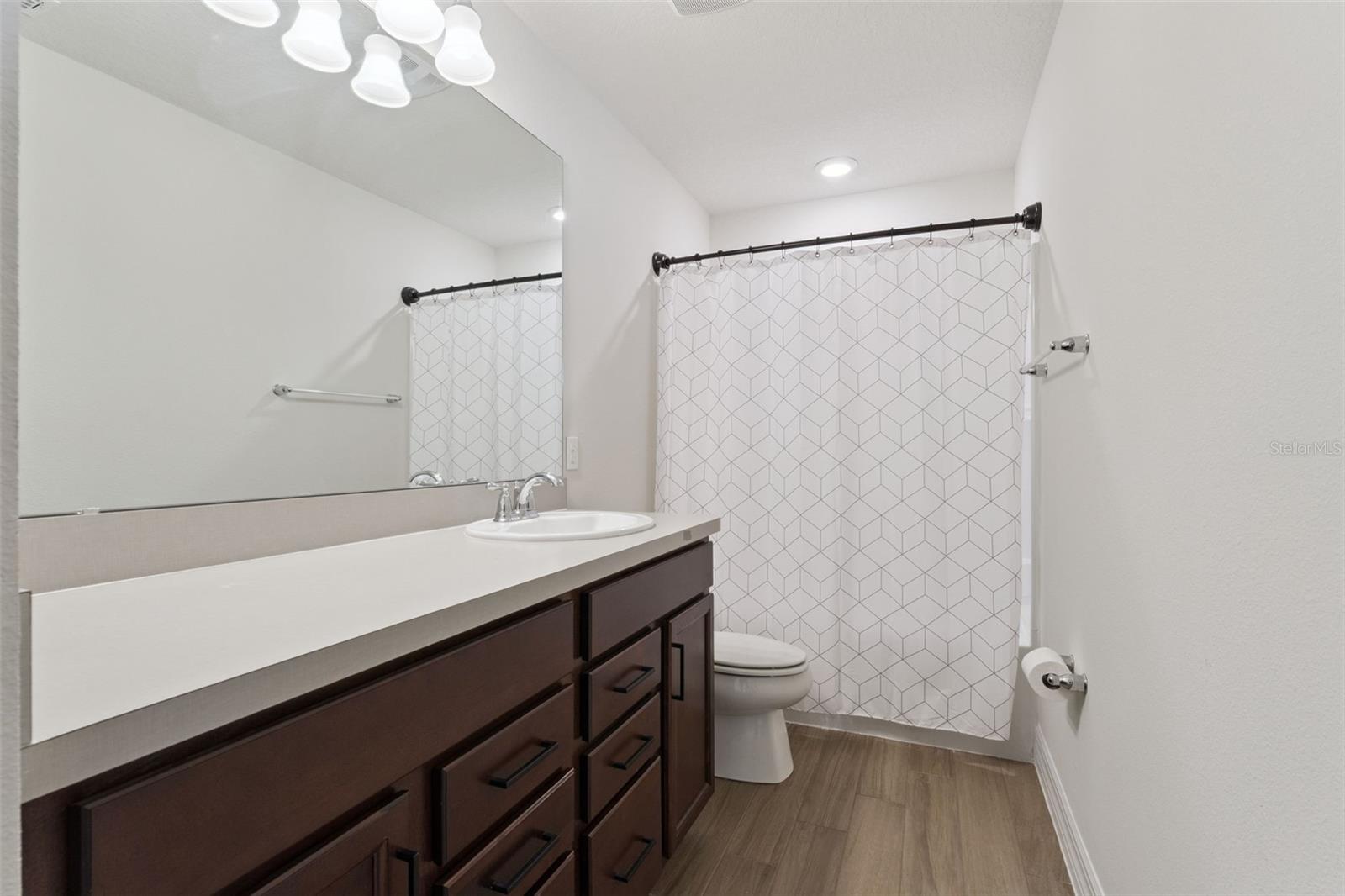 Image 36 of 52 For 2437 Knoll Drive