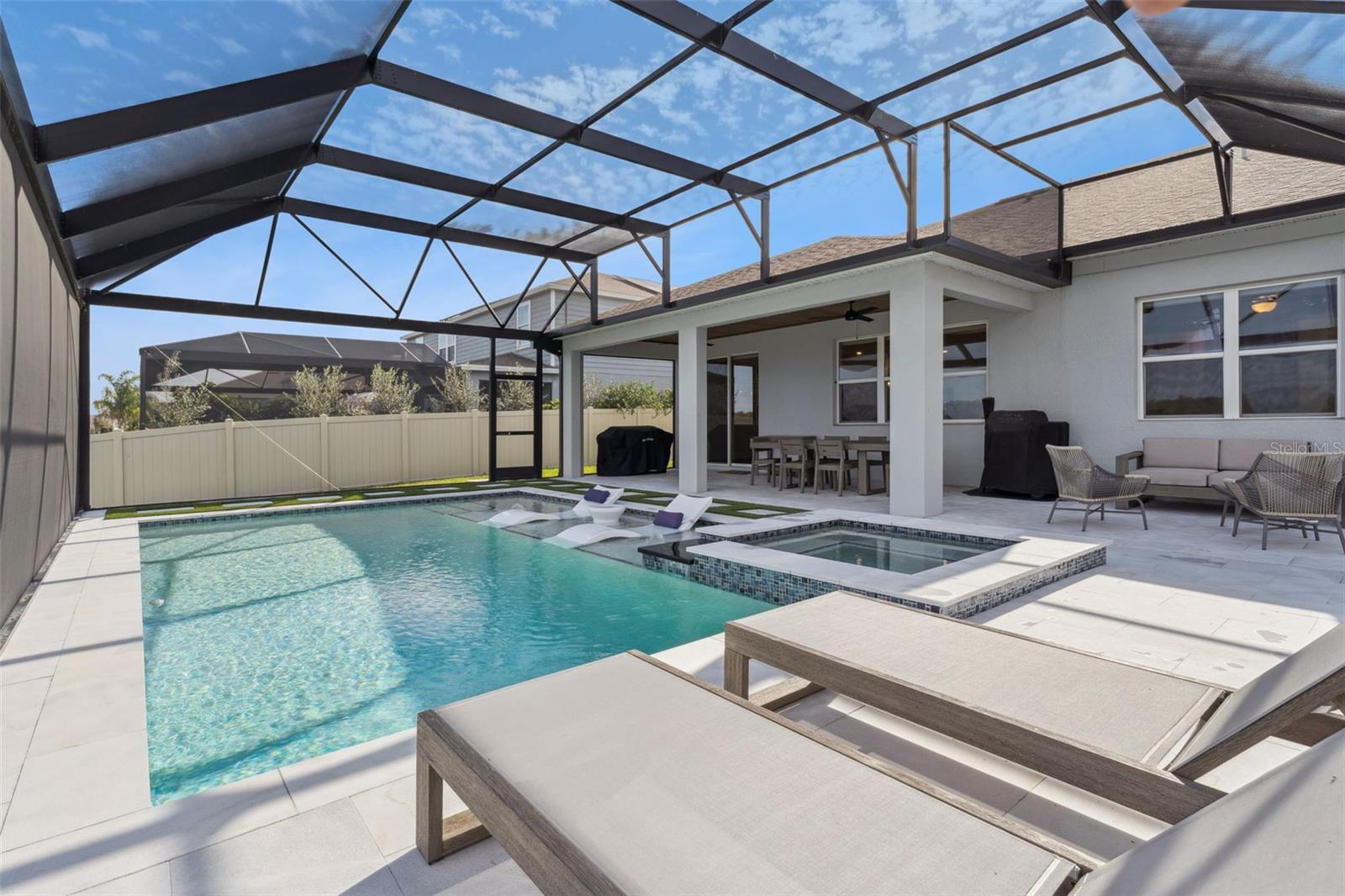 Image 45 of 52 For 2437 Knoll Drive