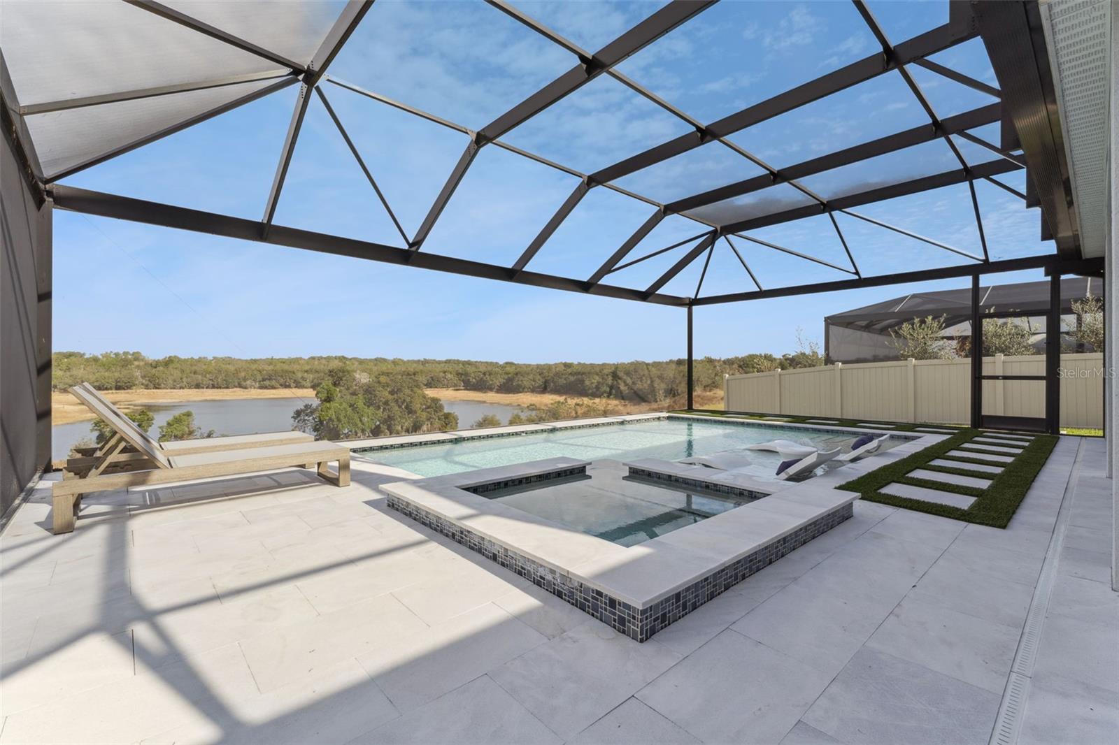 Image 48 of 52 For 2437 Knoll Drive