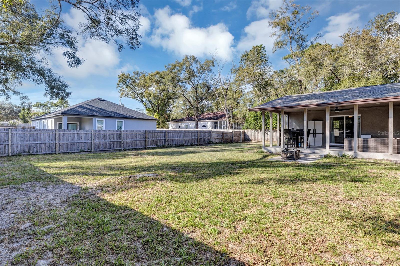 Image 15 of 18 For 912 Trailwood Drive