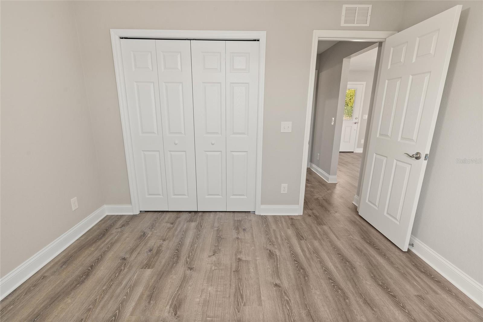 Image 19 of 28 For 1700 Lake Pioneer Drive