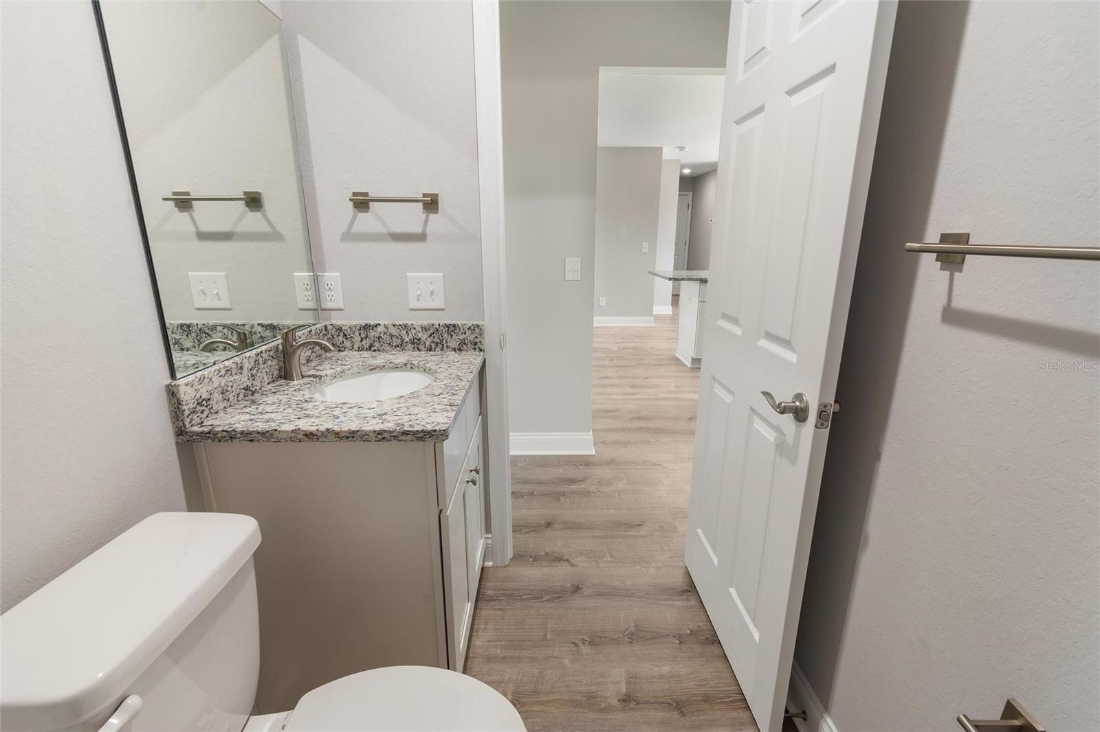 Image 21 of 28 For 1700 Lake Pioneer Drive