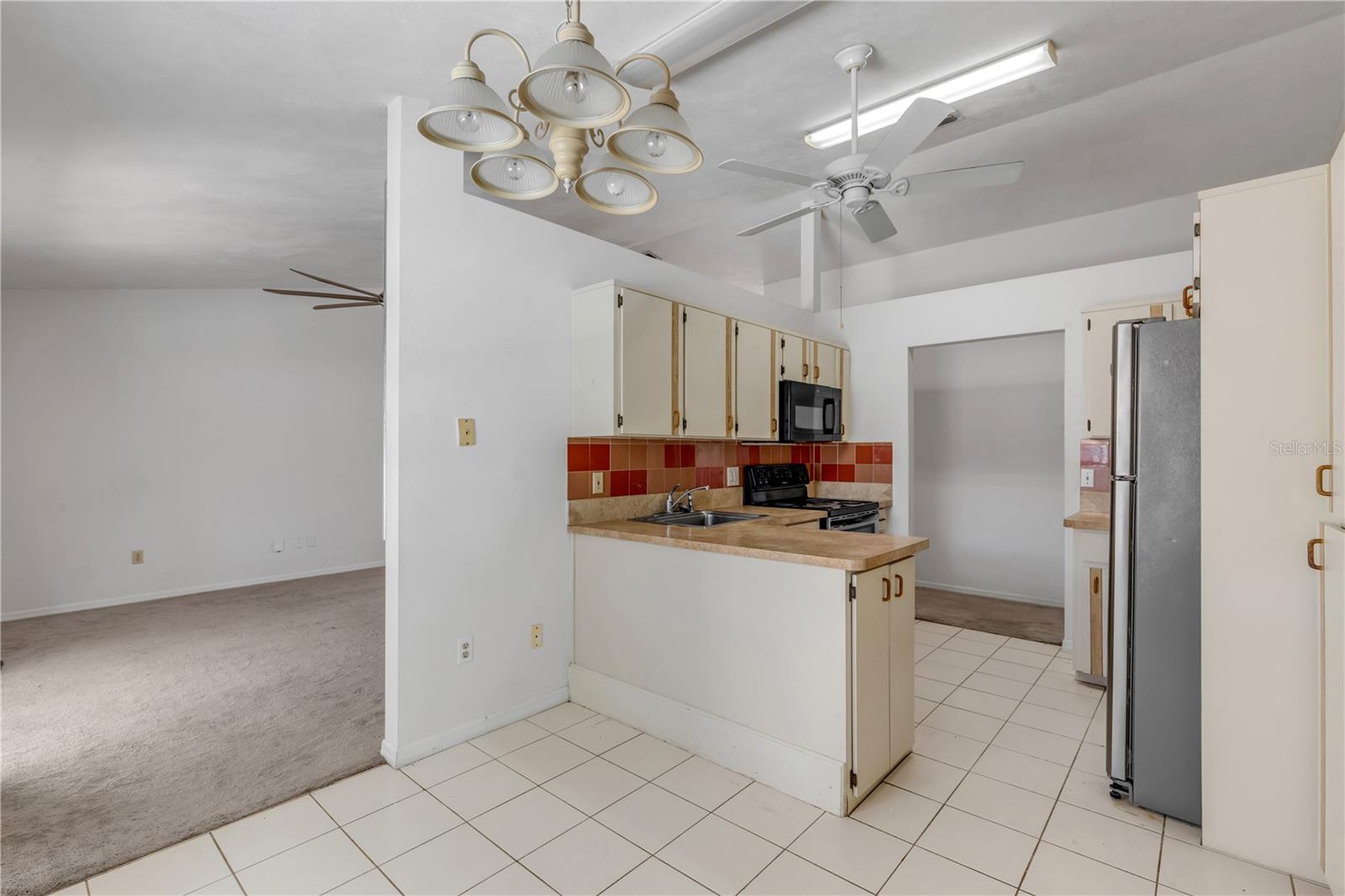 Image 9 of 29 For 4648 Golden Apples Trail