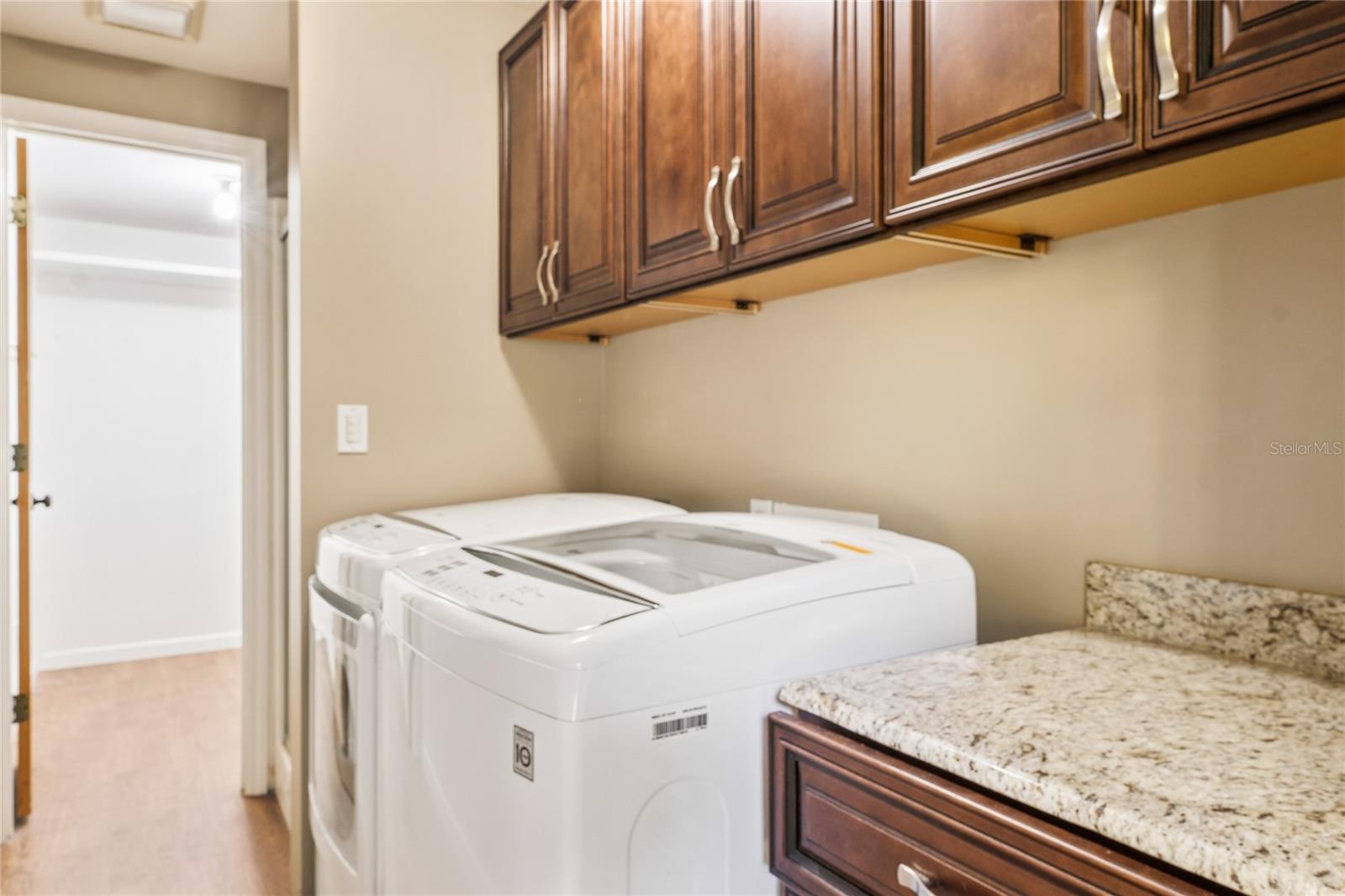 Image 13 of 46 For 1582 Prairie Road