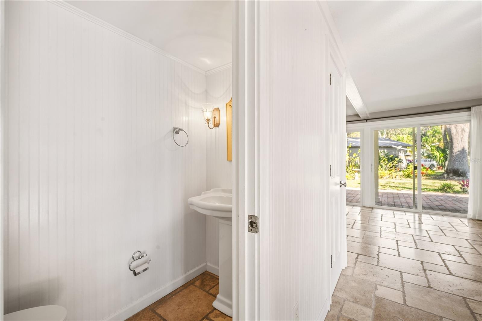 Image 15 of 46 For 1582 Prairie Road