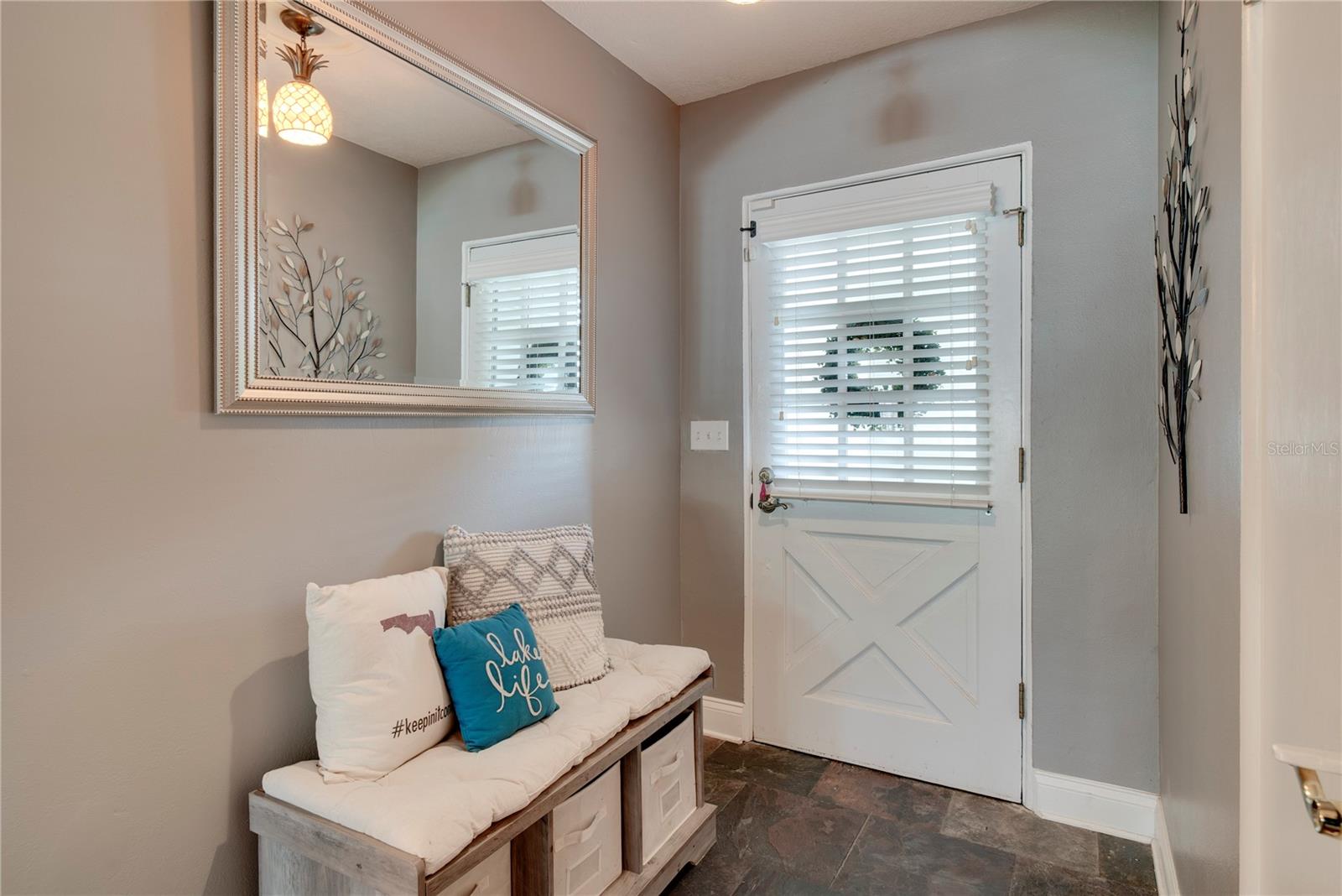 Image 18 of 31 For 2523 Bayfront Parkway