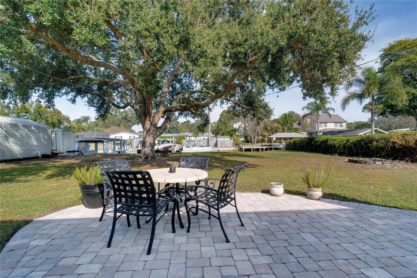 Image 24 of 31 For 2523 Bayfront Parkway