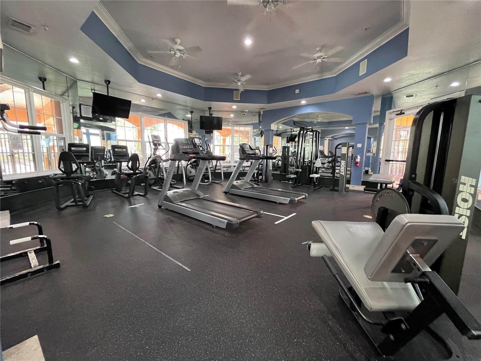 Image 14 of 18 For 5451 Vineland Road 2210