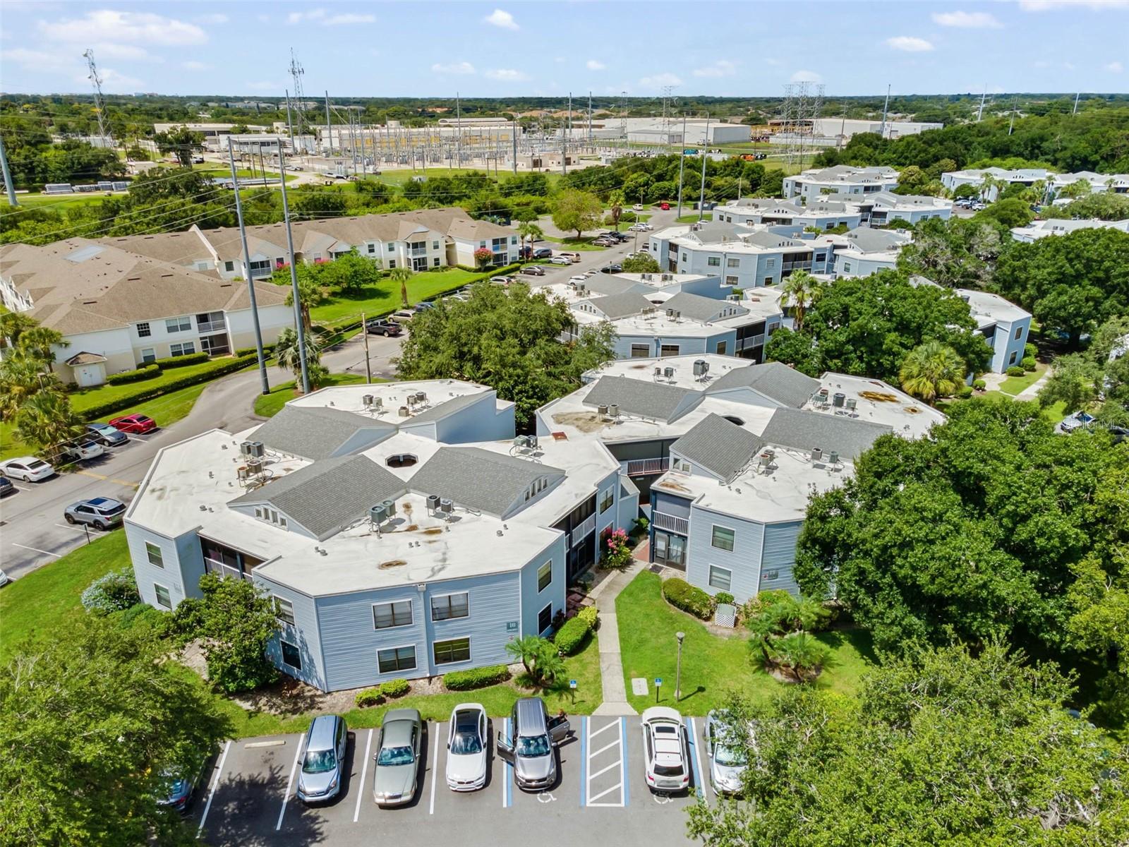 Image 21 of 39 For 3550 Southpointe Drive