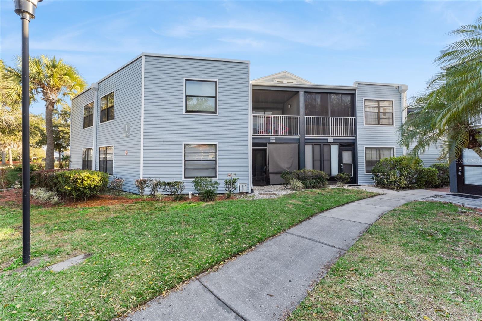 Image 3 of 39 For 3550 Southpointe Drive