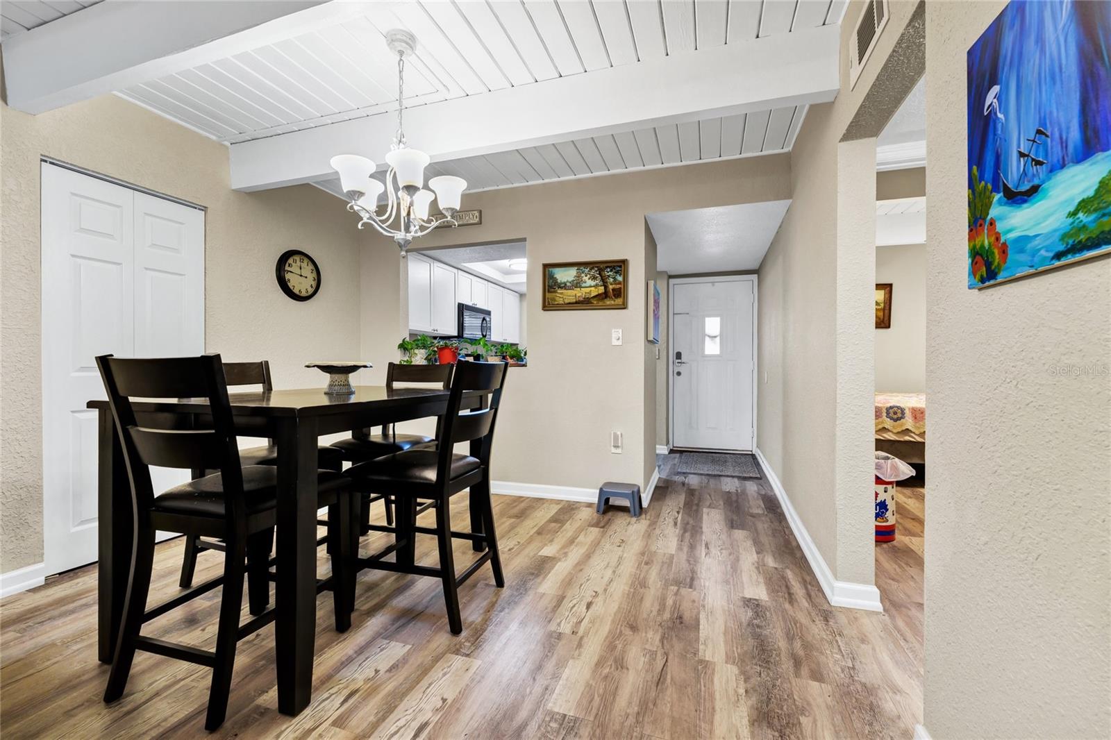 Image 11 of 28 For 772 Michigan Street 67