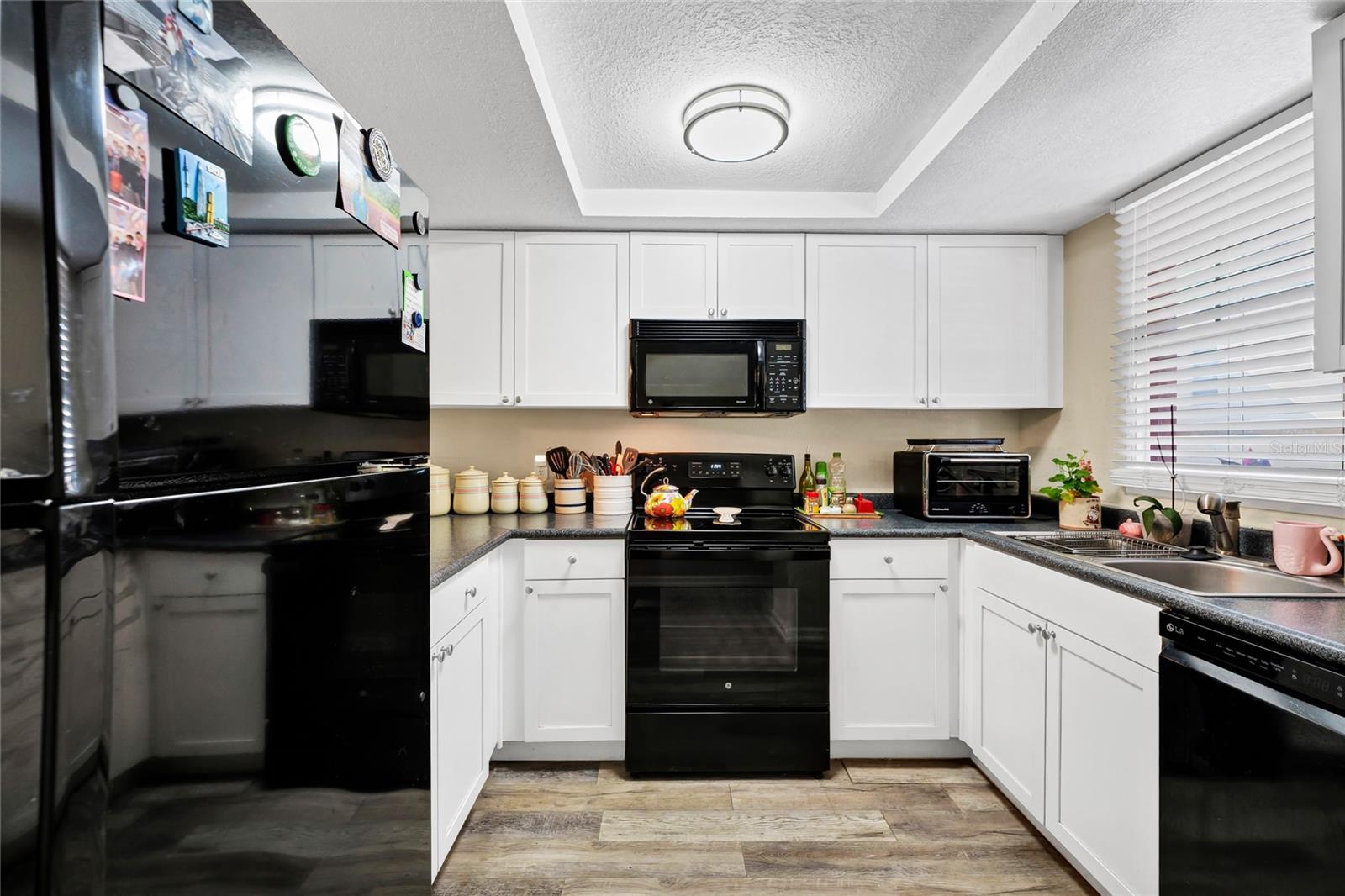 Image 7 of 28 For 772 Michigan Street 67