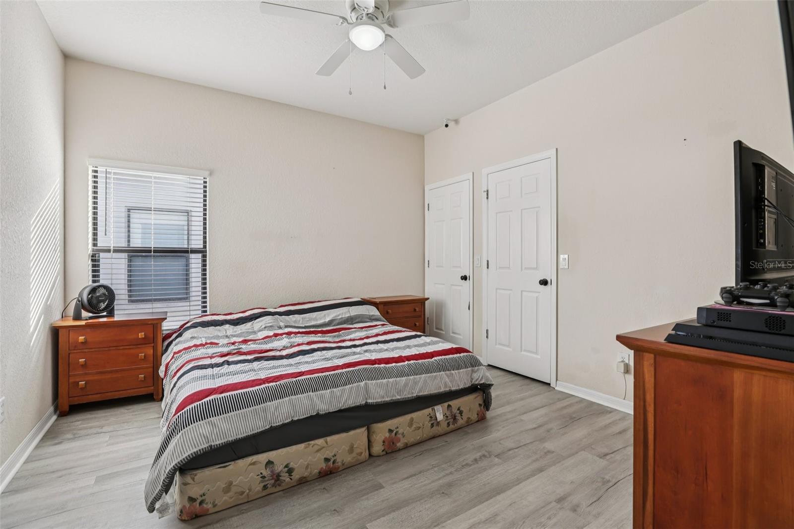 Image 14 of 38 For 328 Summer Place Loop