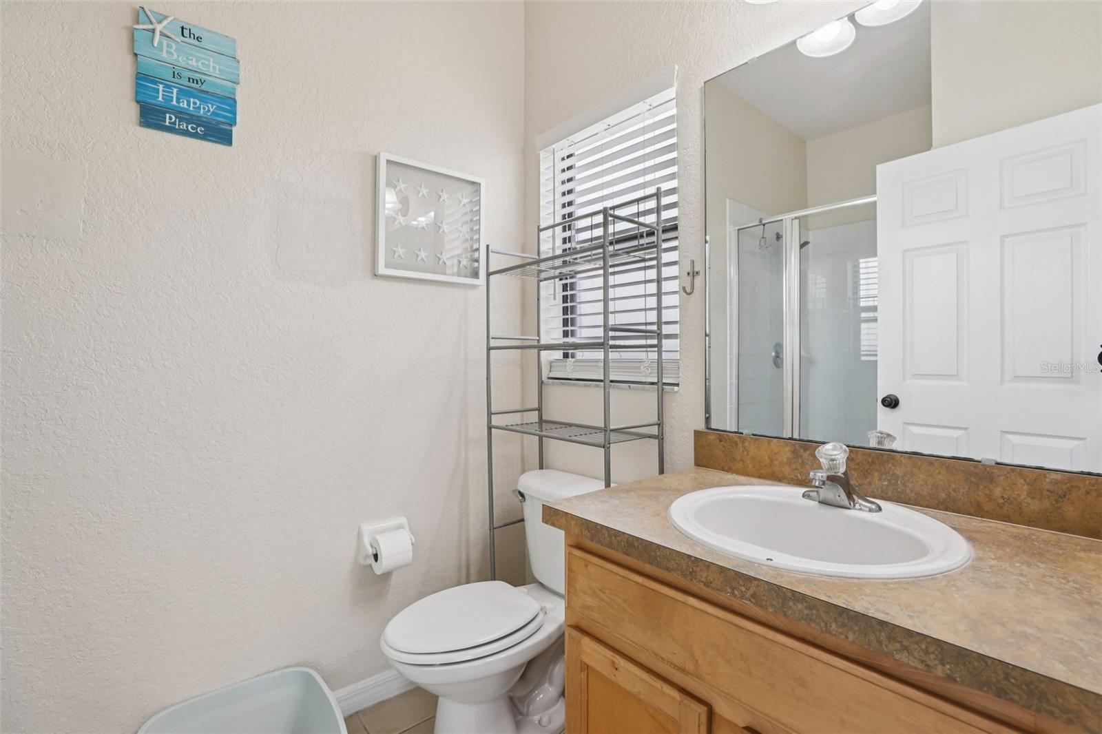 Image 22 of 38 For 328 Summer Place Loop