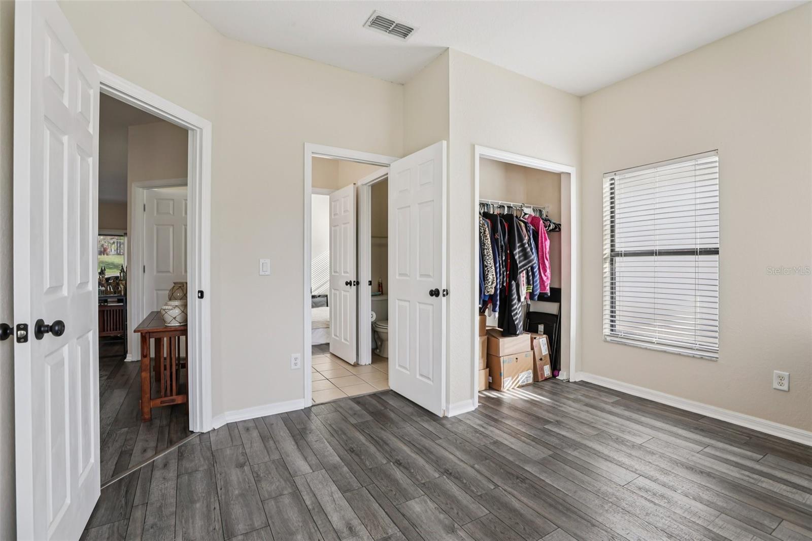 Image 27 of 38 For 328 Summer Place Loop