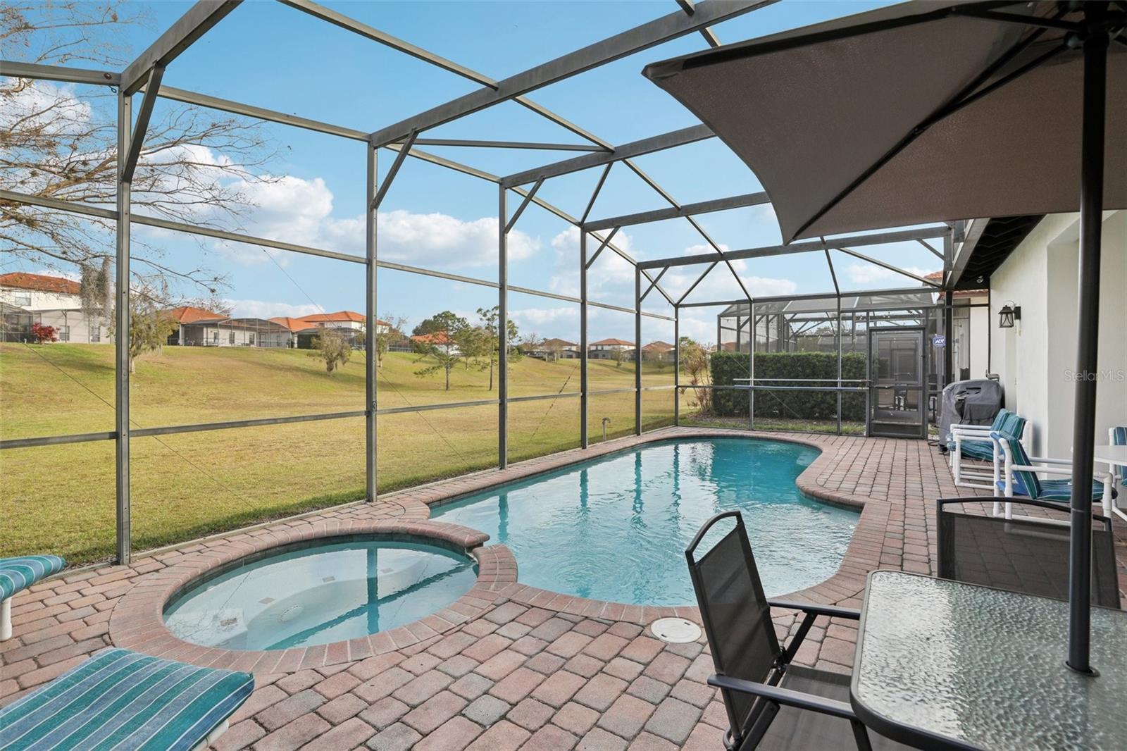 Image 30 of 38 For 328 Summer Place Loop