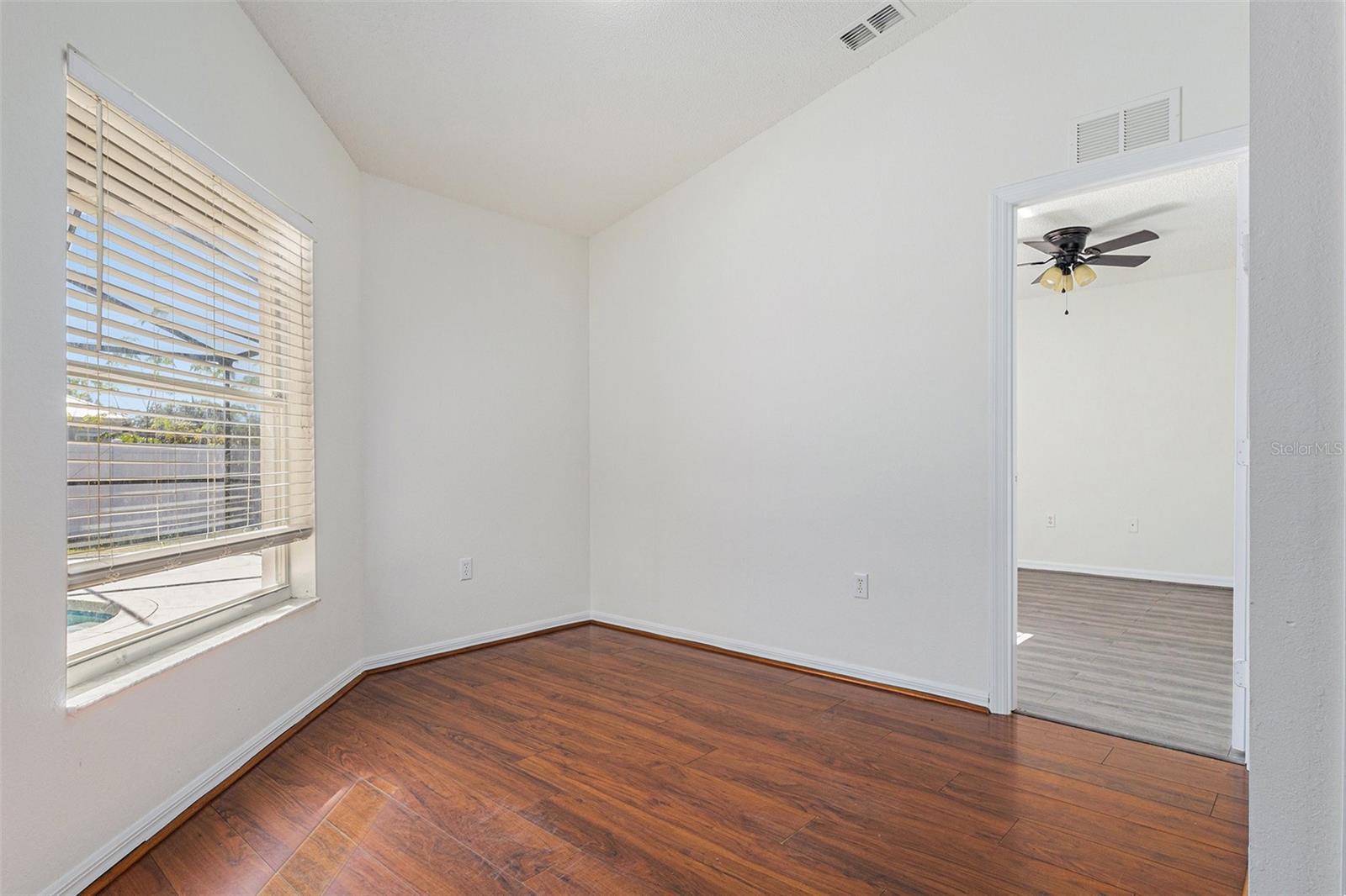 Image 17 of 27 For 7182 Summit Drive