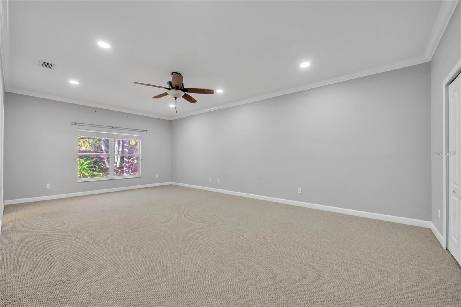 Image 13 of 32 For 5108 Legacy Oaks Drive