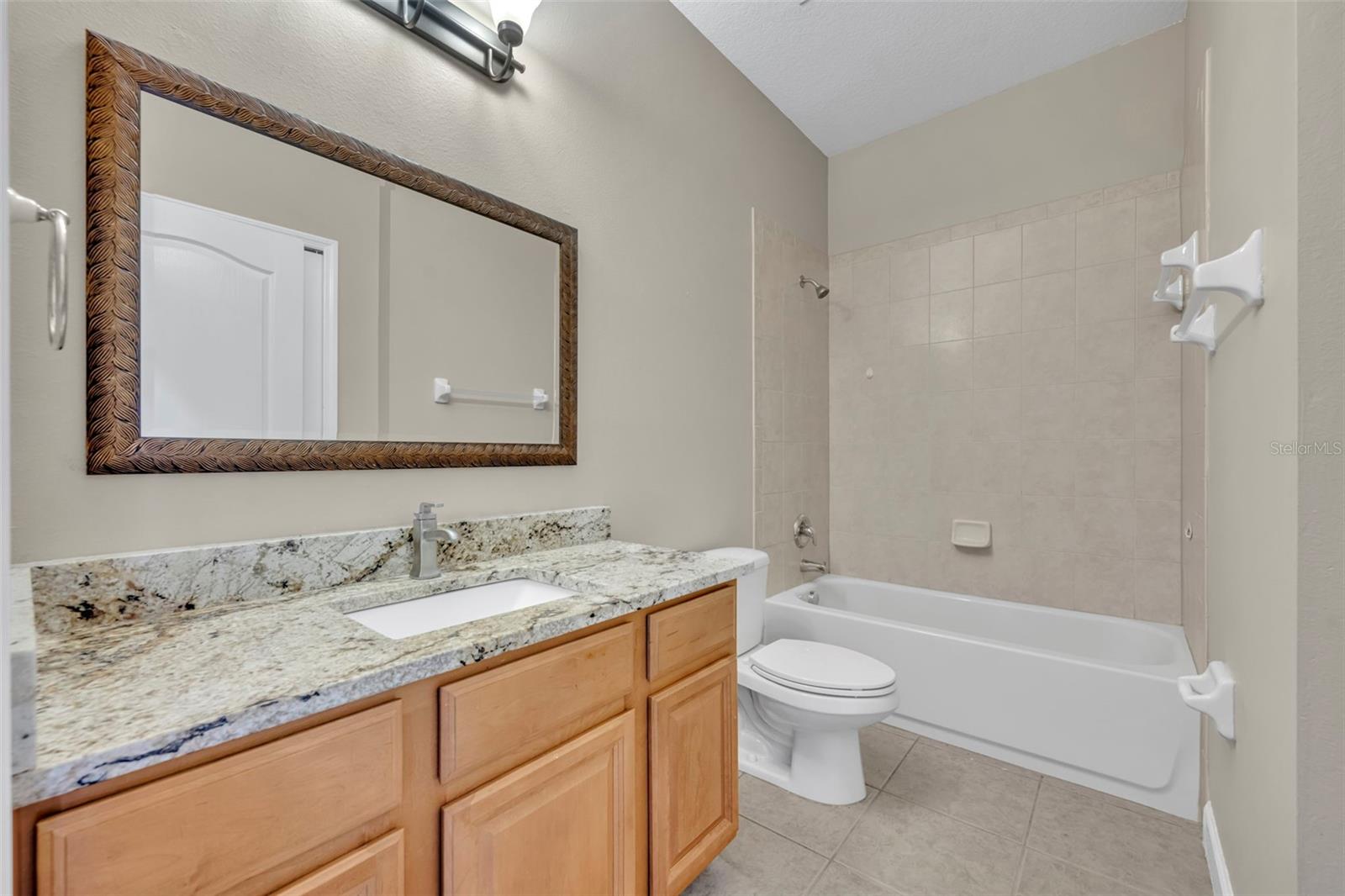 Image 21 of 32 For 5108 Legacy Oaks Drive