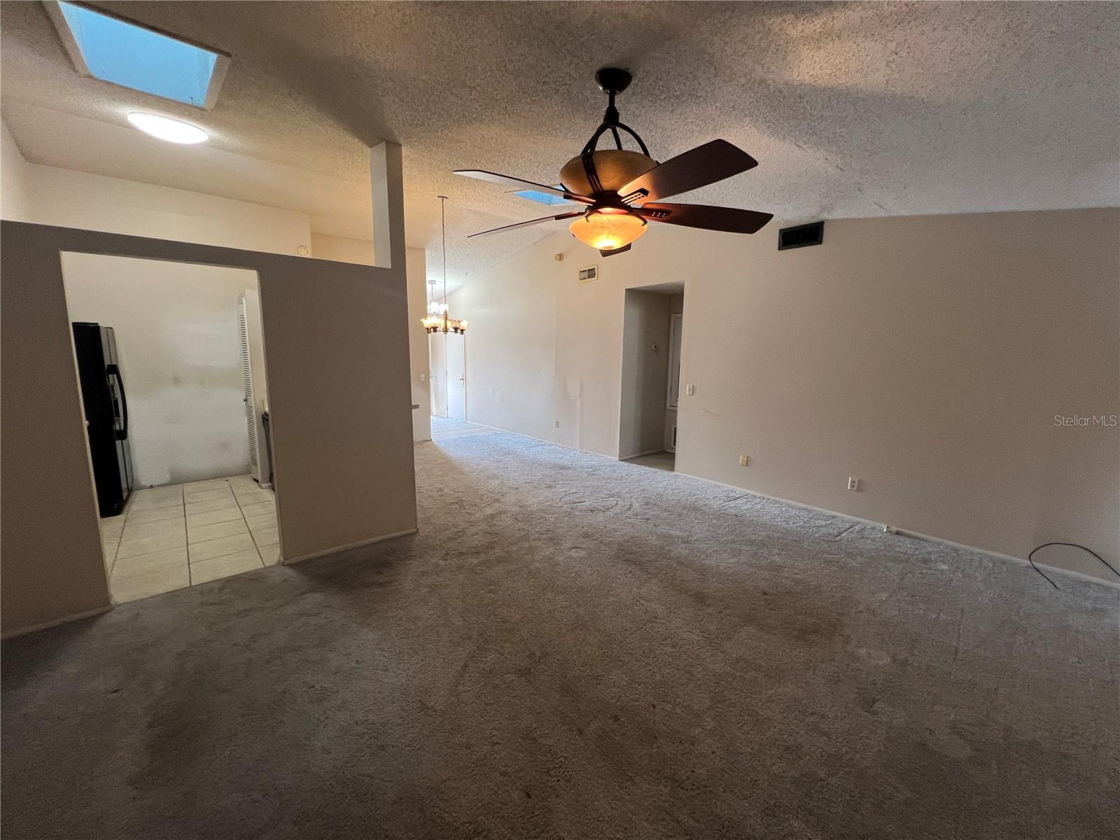 Image 3 of 13 For 124 Clear Lake Circle