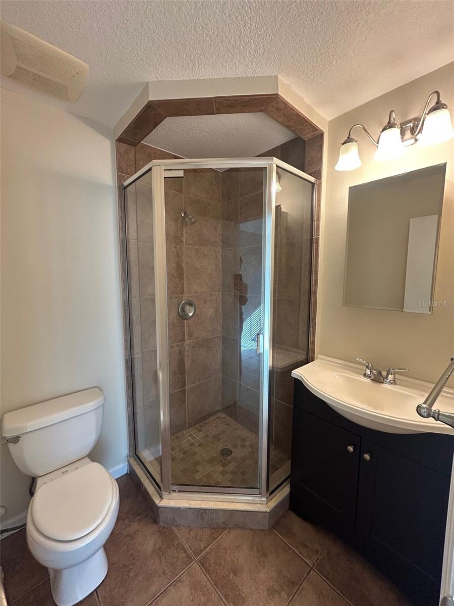 Image 11 of 20 For 624 Georgetown Drive C