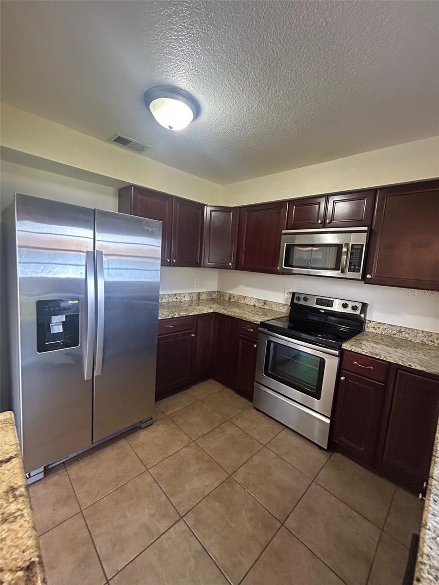 Image 6 of 20 For 624 Georgetown Drive C