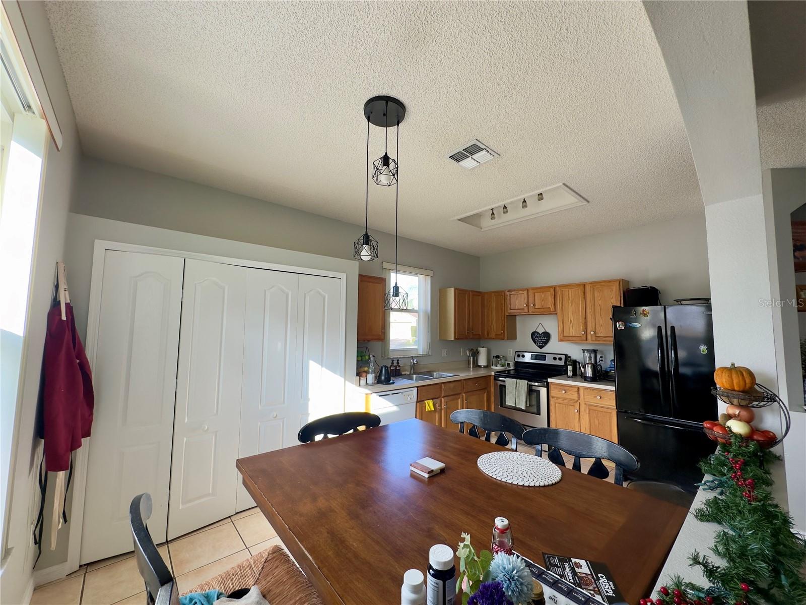 Image 5 of 12 For 1466 Canal Cross Court