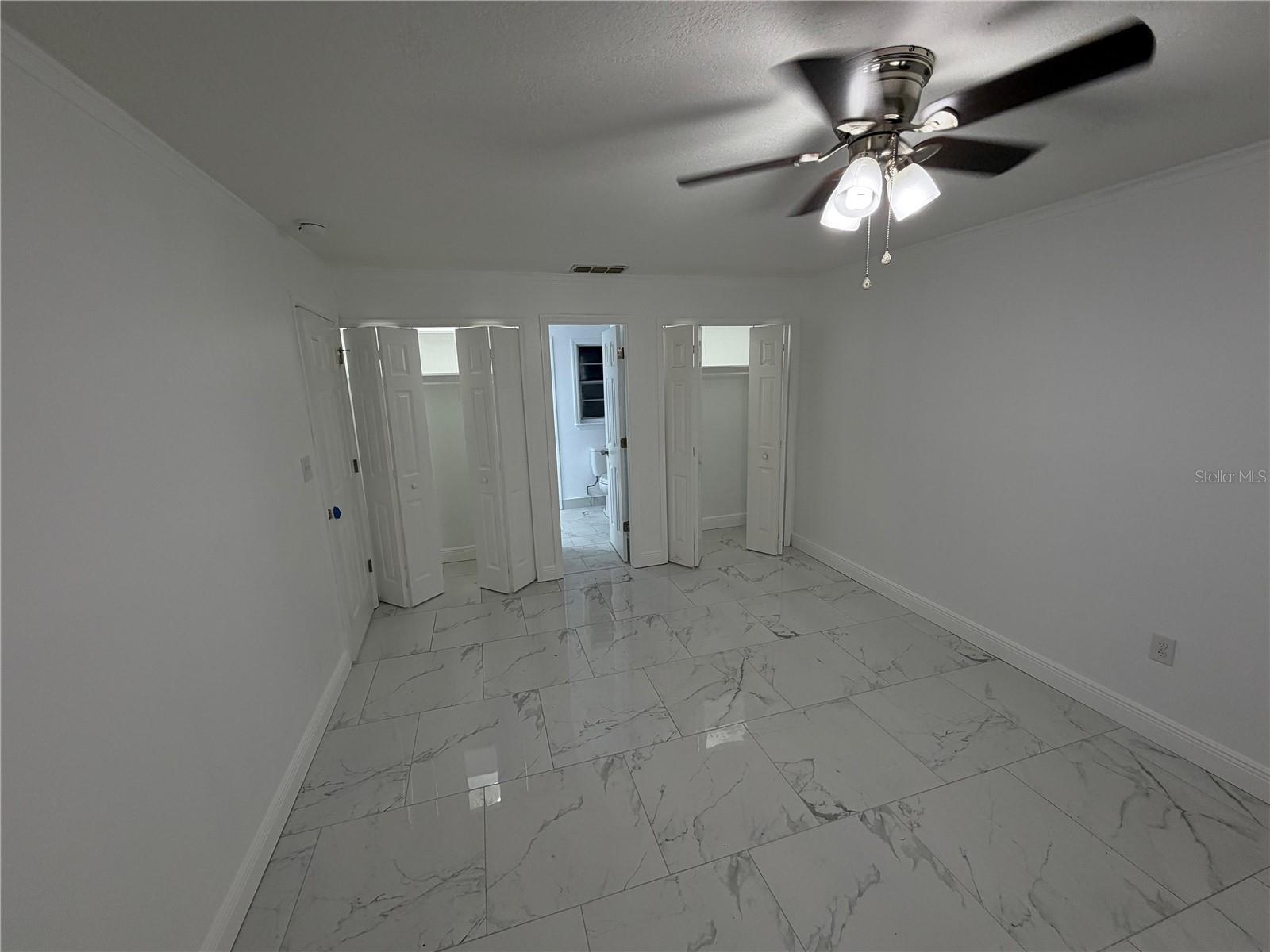 Image 3 of 15 For 7060 Scruboak Lane