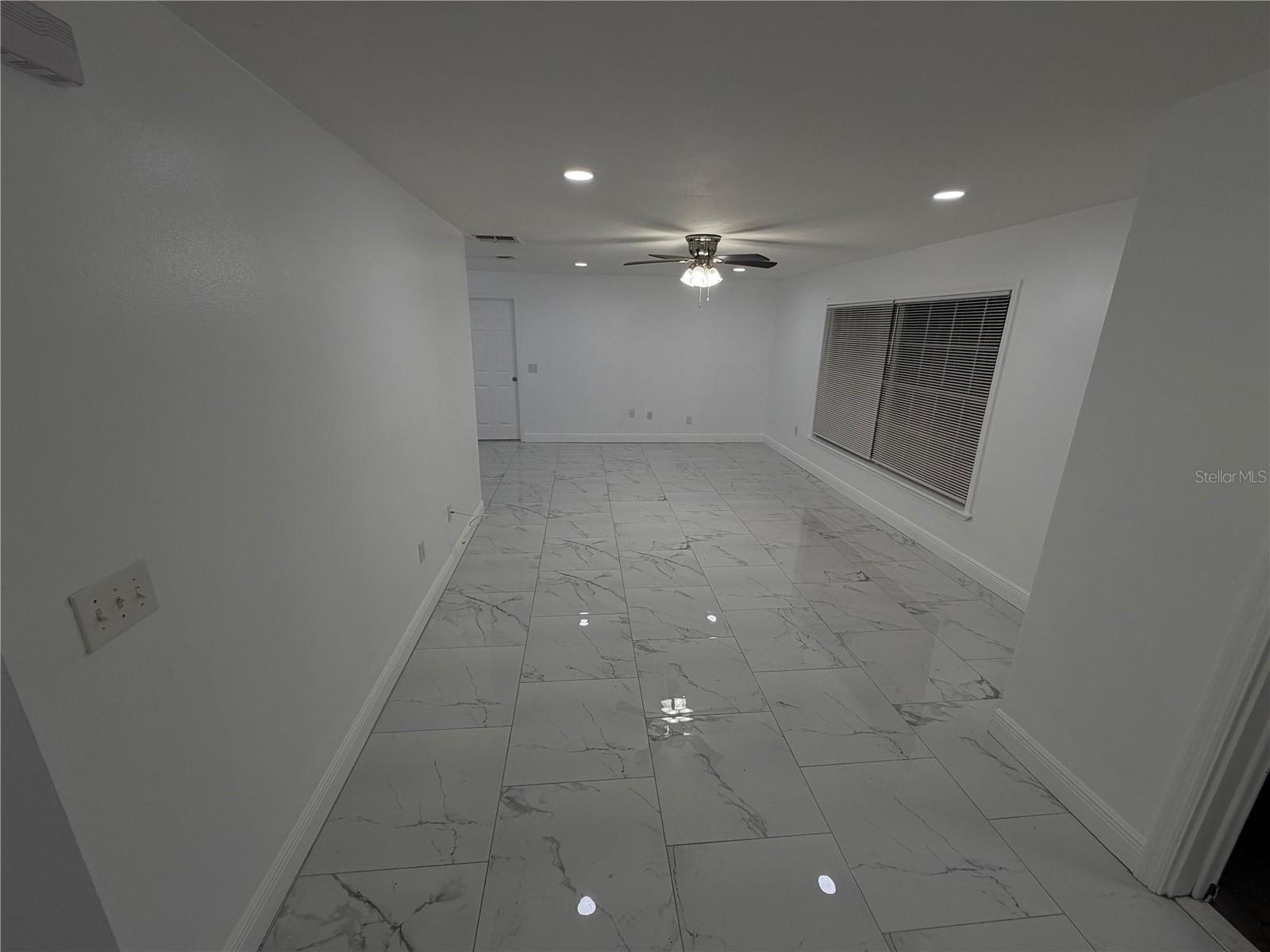 Image 9 of 15 For 7060 Scruboak Lane