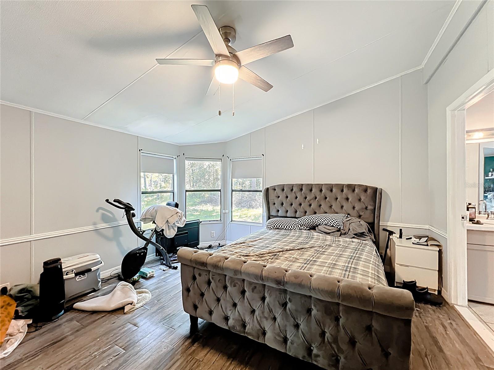 Image 10 of 45 For 11670 37th Lane