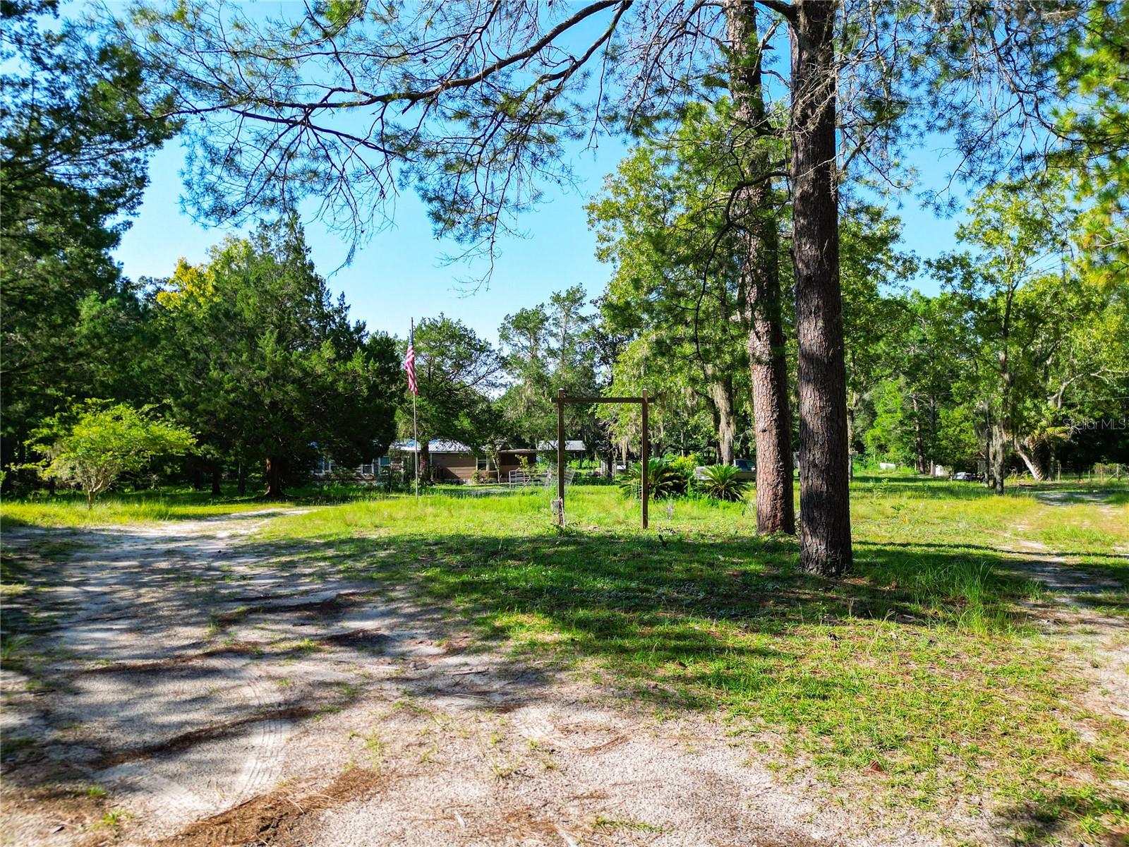 Image 37 of 45 For 11670 37th Lane