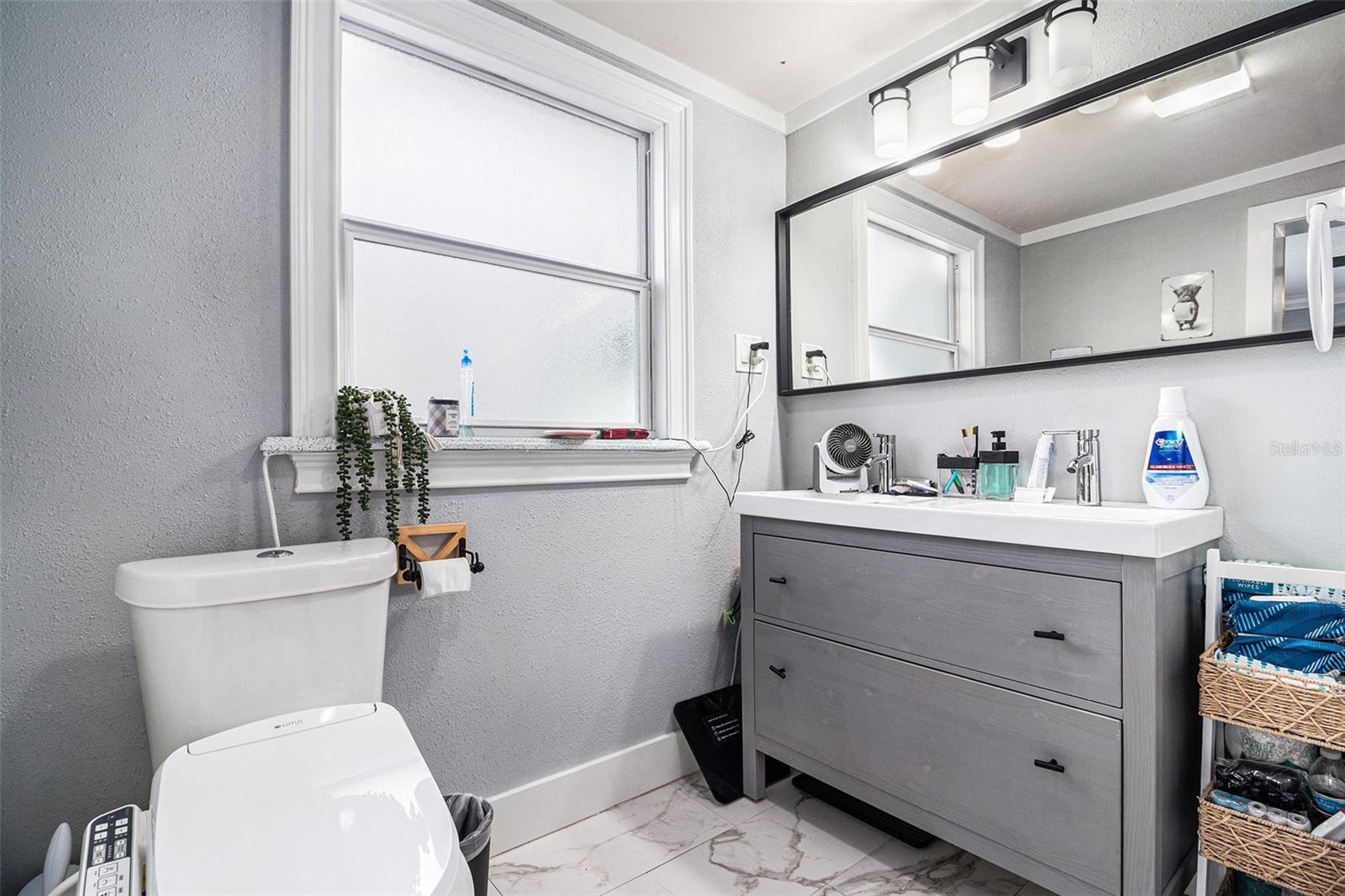 Image 13 of 28 For 14636 Bray Road