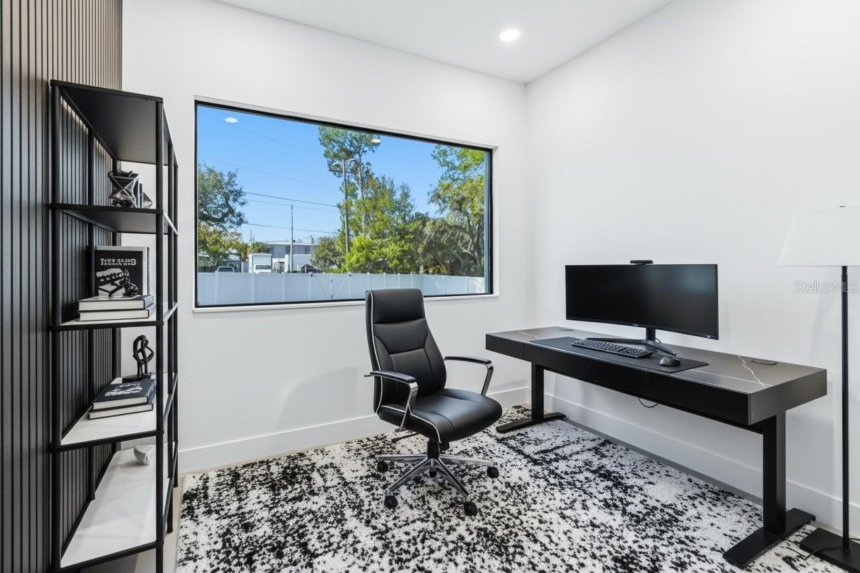 Image 13 of 26 For 4 Lotus Lake Drive